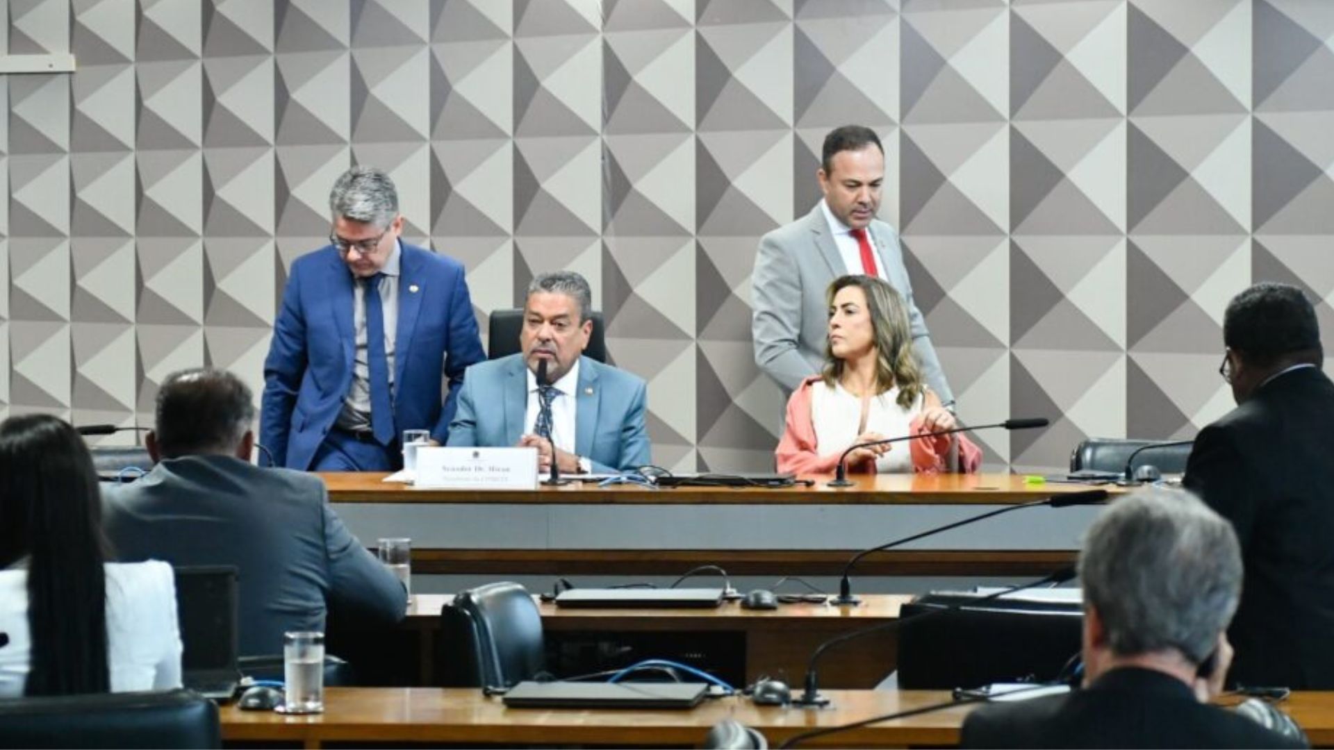 CPI das Bets é instalada no Senado para investigar plataformas e