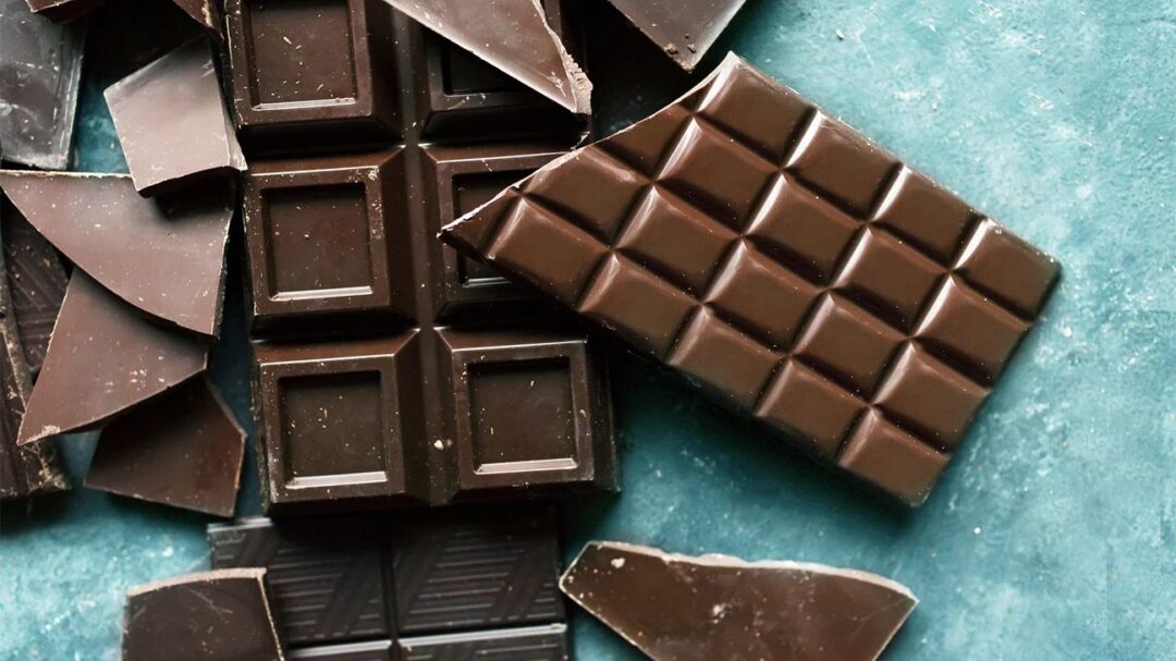 Mito ou verdade: o chocolate pode afetar a saúde da pele?